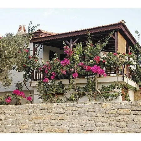 Apartament Avlana House